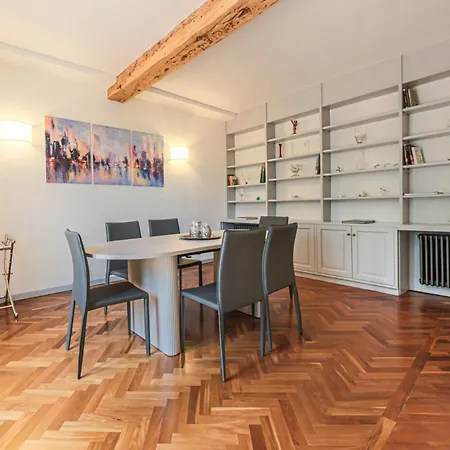 - Living In Oltrarno 아파트