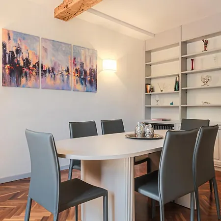 - Living In Oltrarno Florence